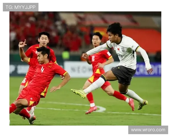 U23国足半场落后泰国两球 U23国足半场落后泰国两球